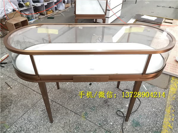 橢圓珠寶展示柜.jpg