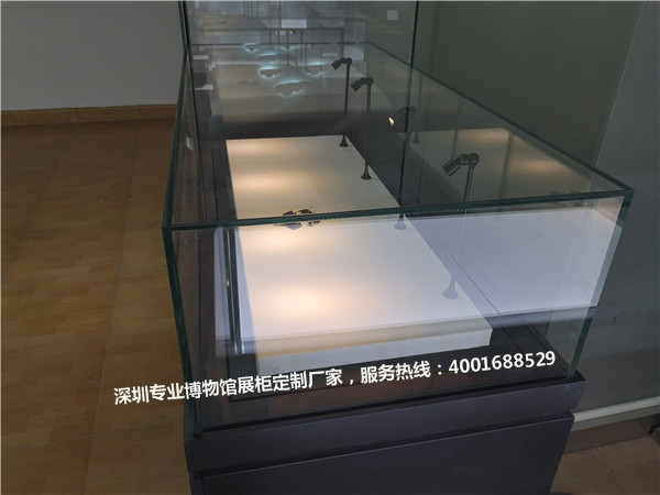 古董展柜制作.jpg