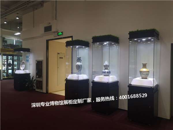 古董展柜制作.jpg