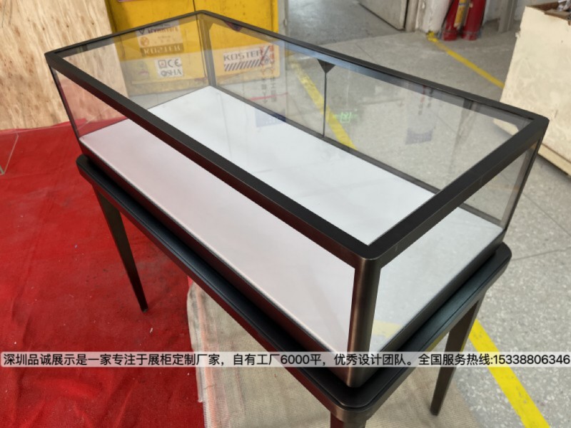 深圳品誠(chéng)展示黑色珠寶店設(shè)計(jì)效果2_副本.jpg