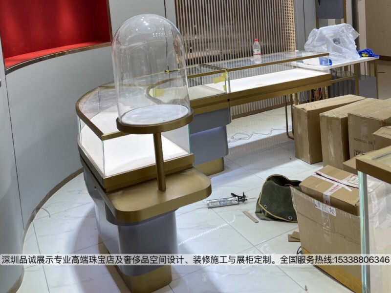 深圳品誠展示展覽珠寶展柜定制效果2_副本.jpg