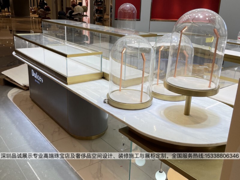 深圳品誠展示展覽珠寶展柜定制效果4_副本.jpg